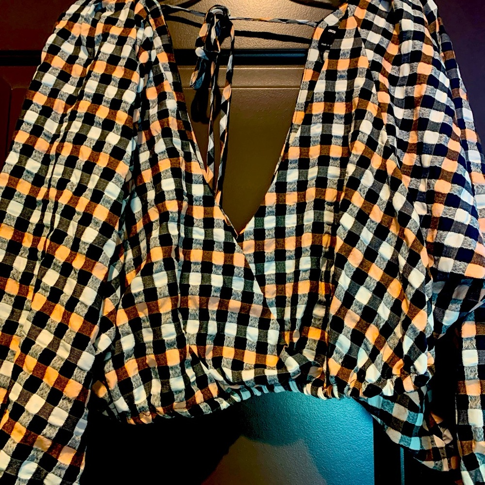 Womens plaid cropped blouse size 12